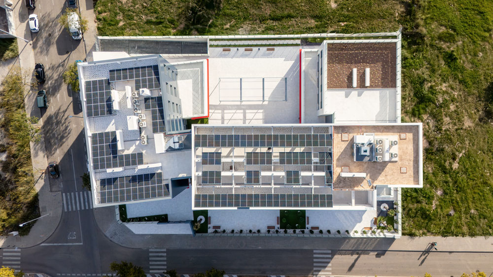 Residencia Gandía, equipamiento de Obra nueva de residencia para personas mayores por Raices Arquitectura por Raices estudio de Arquitectura
